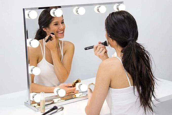 Toaletní kosmetické zrcátko