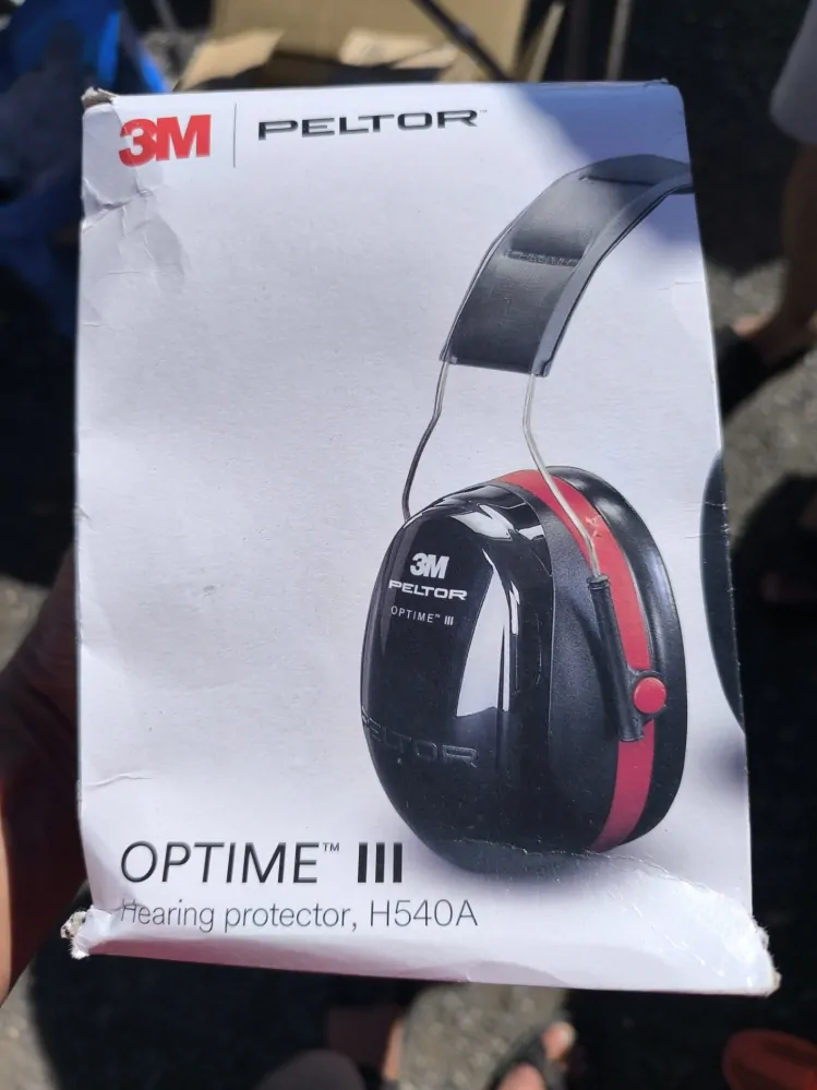 3M Náušníky ochranná sluchátka Peltor Optime III