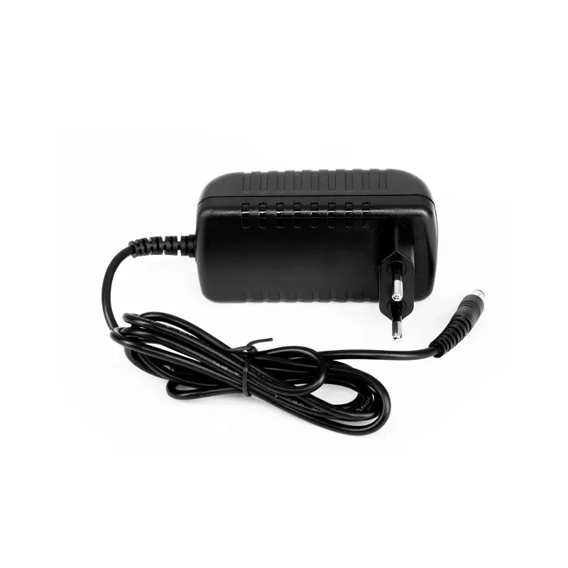 NeoNail UV/LED lampa 22/48 W bílá s displejem