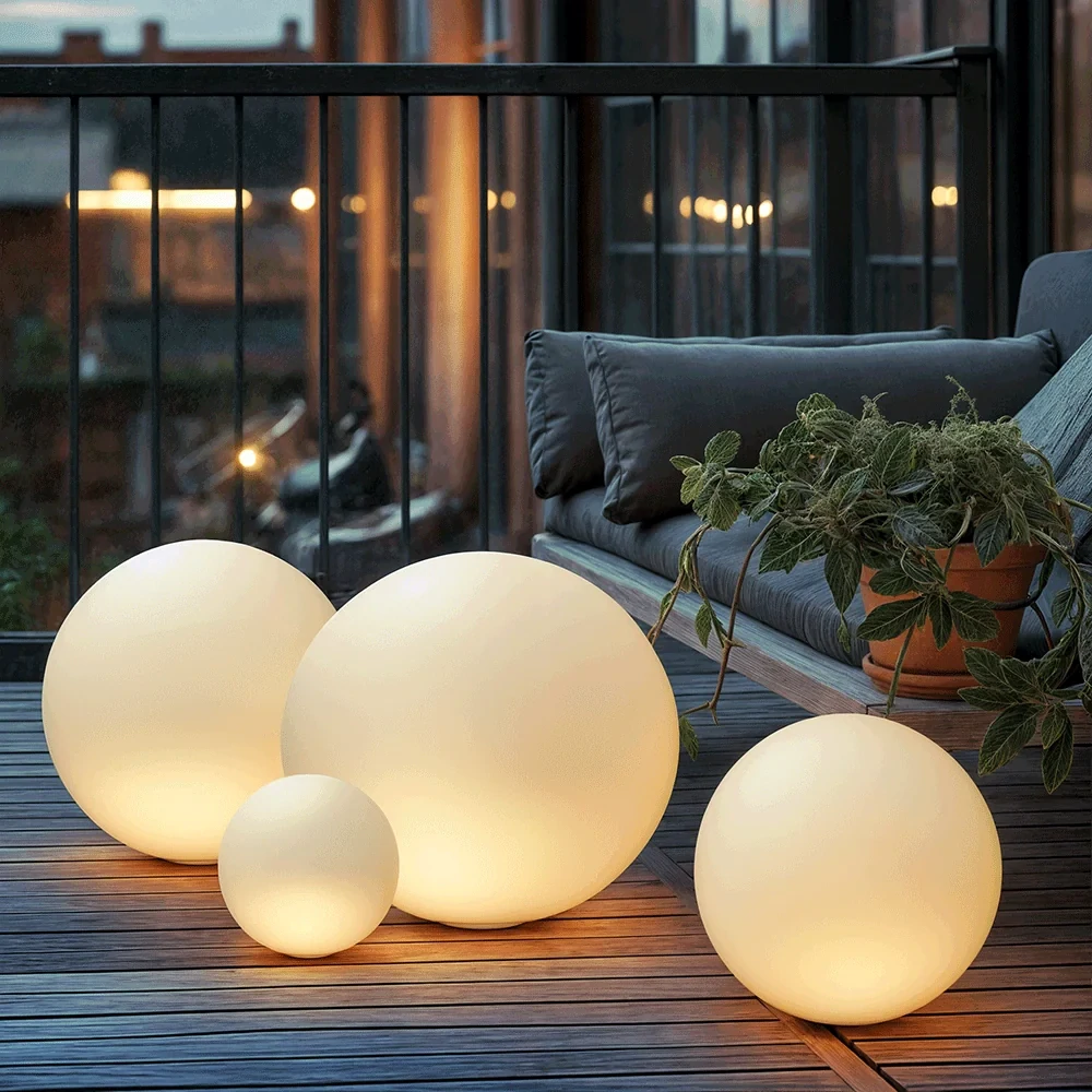 Moderní kulatá LED zahradní lampa 20 x 20 cm