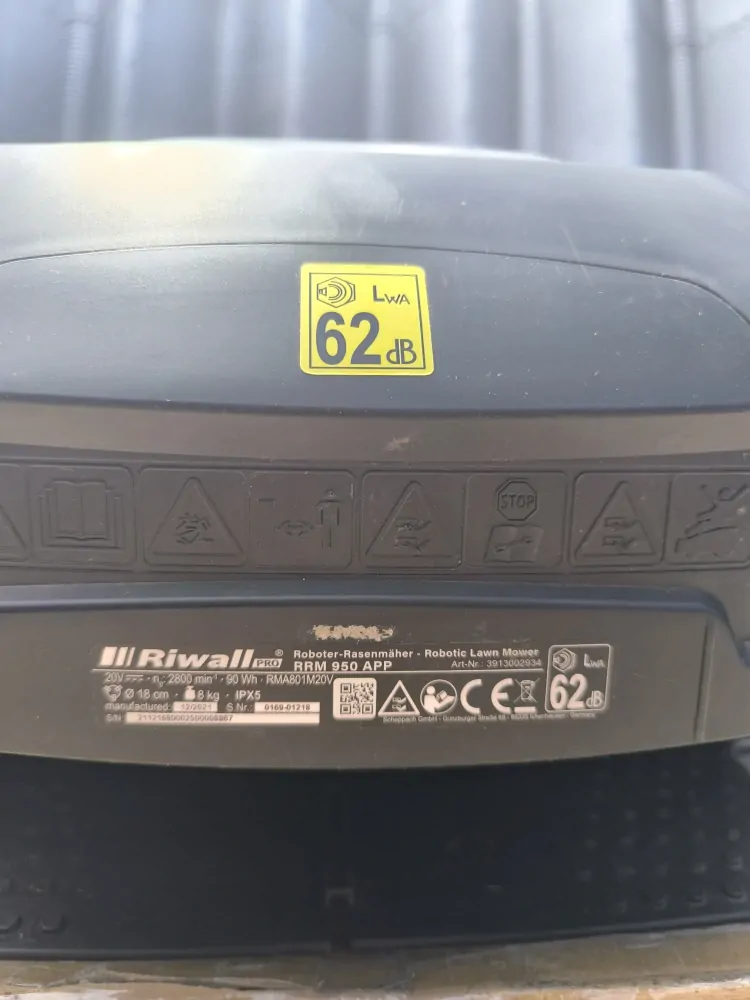 Robotická sekačka Riwall PRO RRM 950 APP