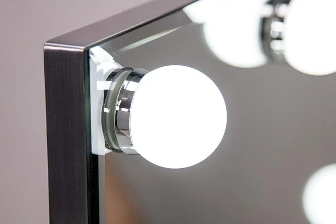 Toaletní kosmetické zrcátko